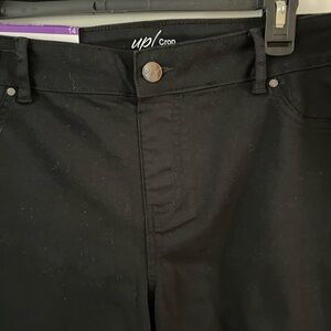 Women’s crop pants size 14